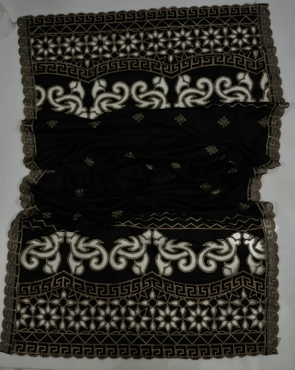 Bareeze Winter Dhanak 3-Piece — K-601 - Image 2
